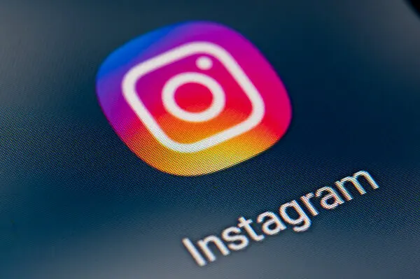 Instagram's overseas marketing and number data screening strategy